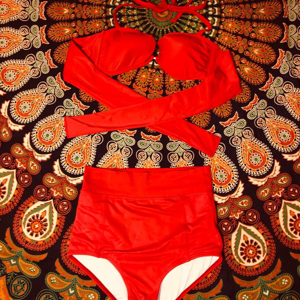 RED TWO PIECE BATHING SUIT